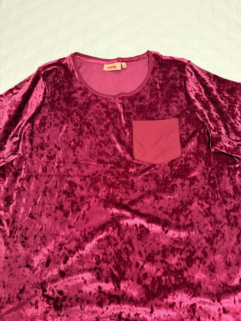 EVRI Women's Plus Size 3X Crushed Velvet Short Sleeve Pocket Top Magenta